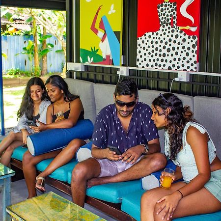 Lost & Found Hostel Weligama Luaran gambar