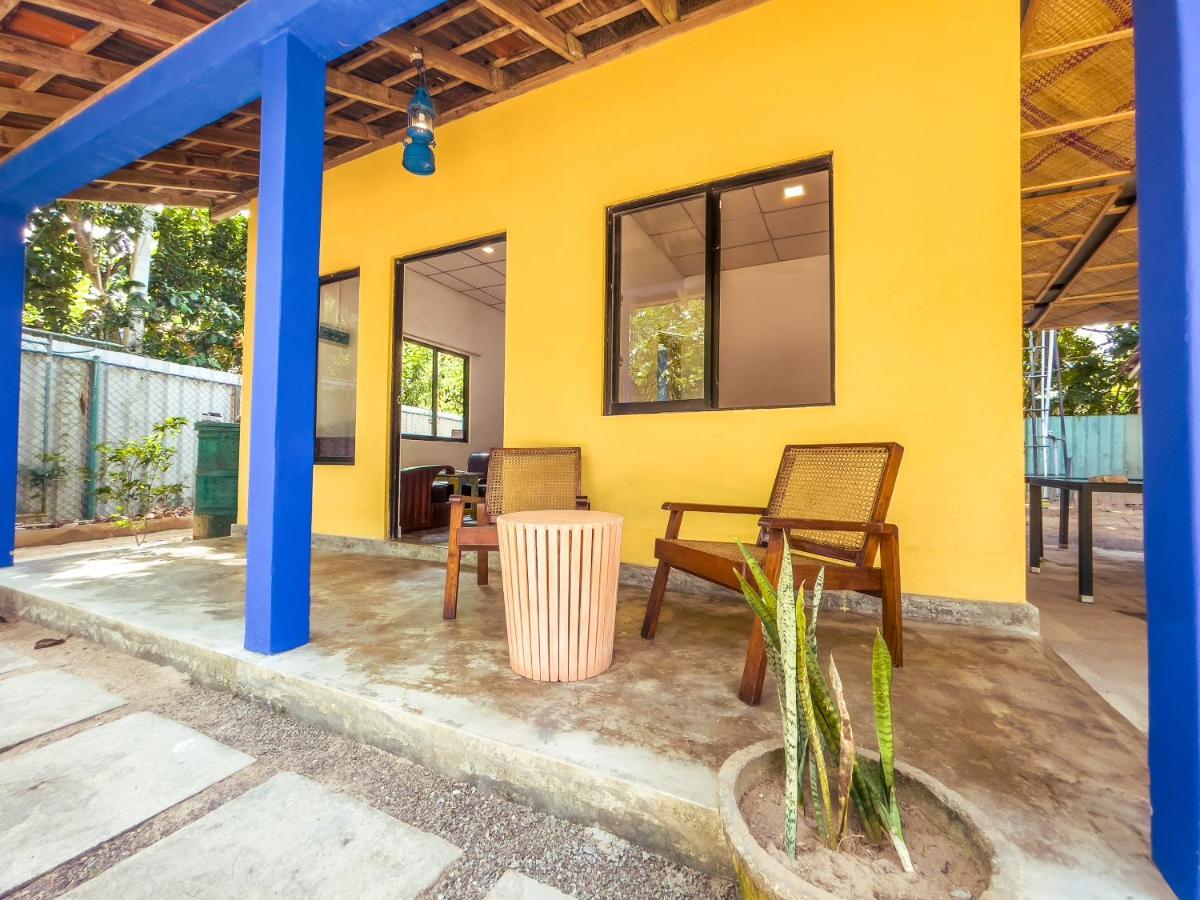 Lost & Found Hostel Weligama Luaran gambar