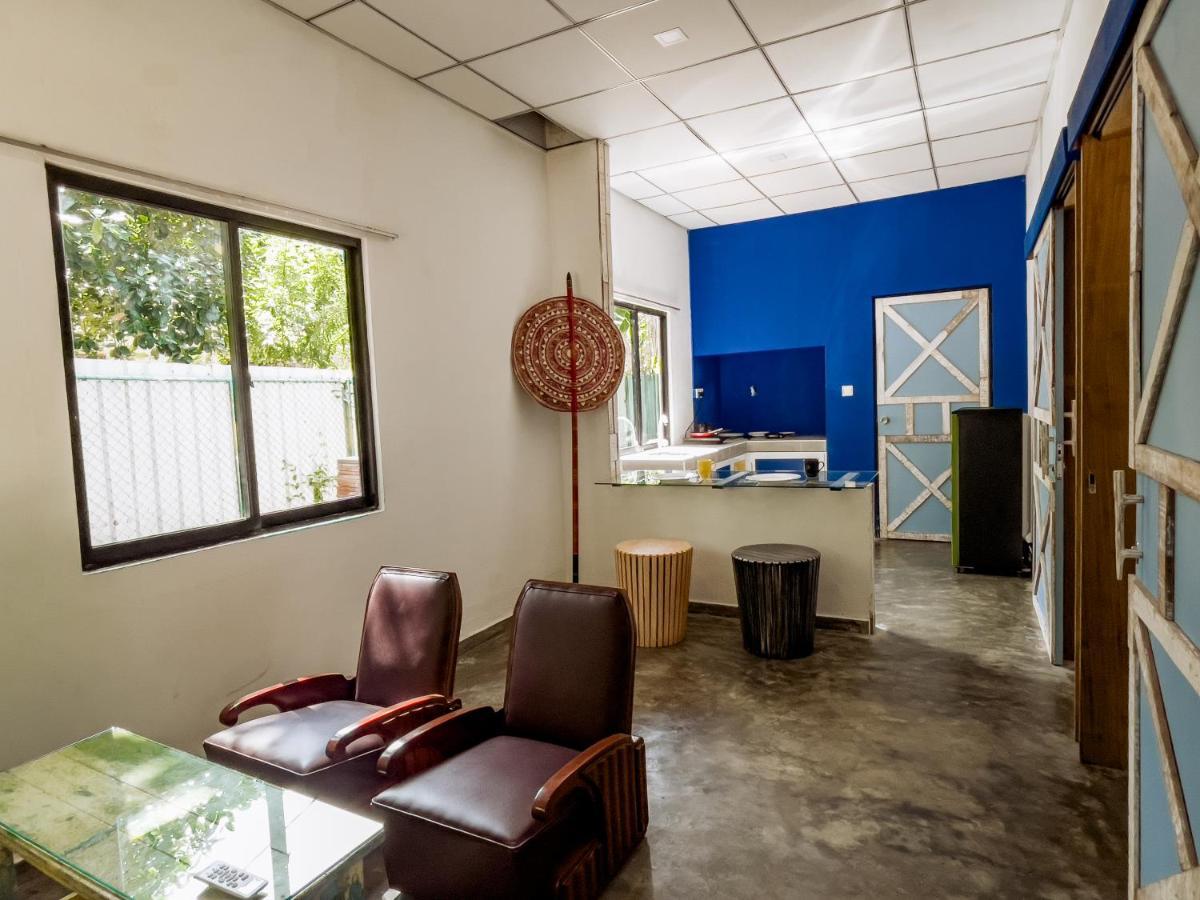Lost & Found Hostel Weligama Luaran gambar
