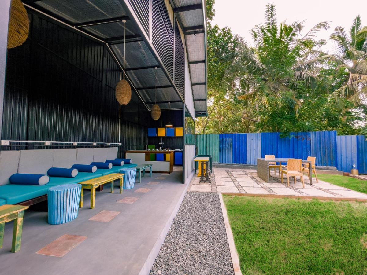 Lost & Found Hostel Weligama Luaran gambar
